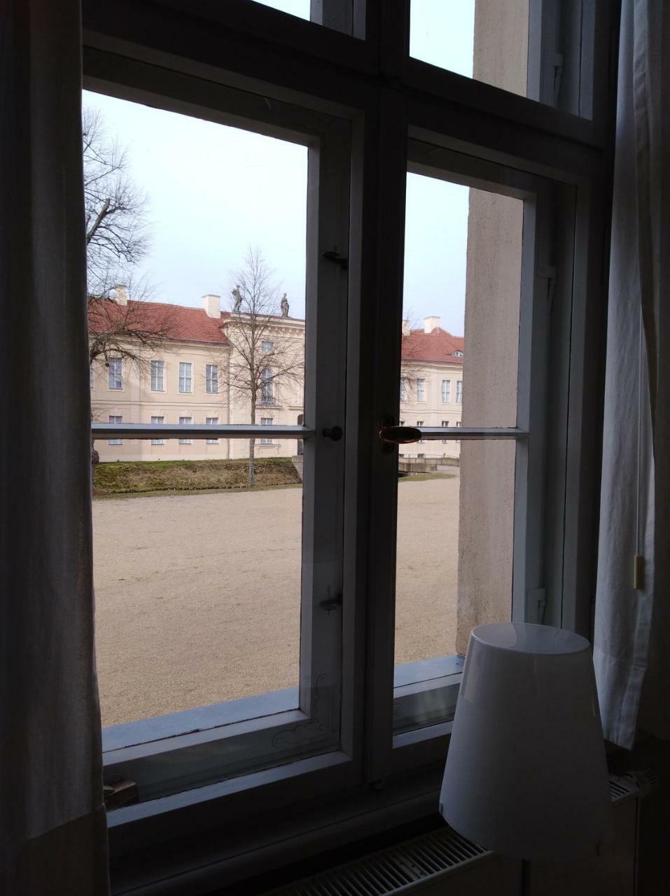 Marstall Im Schlosspark Rheinsberg Kültér fotó